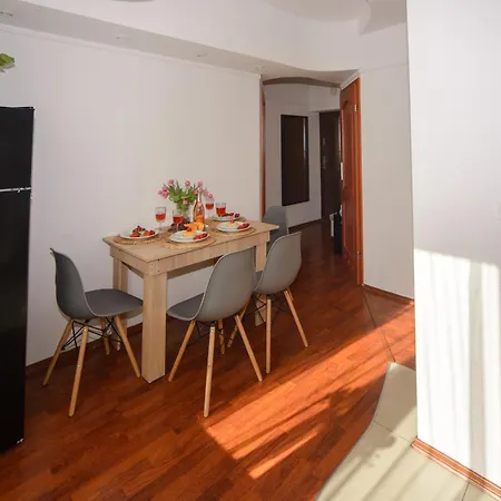 Maya's Flats & 47 - Heweliusza * 格但斯克