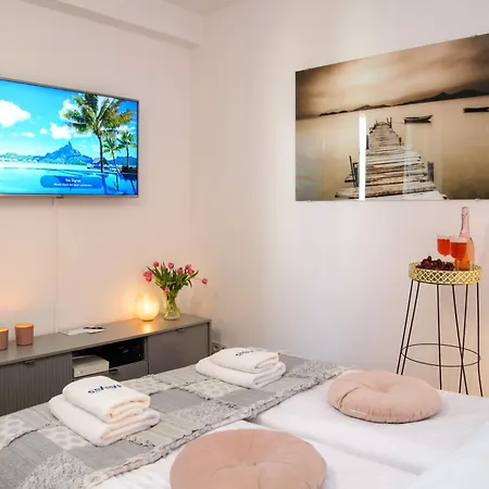 Maya's Flats & 47 - Heweliusza Gdańsk