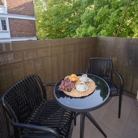 Maya's Flats & 47 - Heweliusza Gdańsk