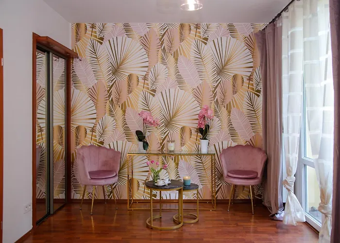 Maya's Flats & 47 - Heweliusza 公寓 *