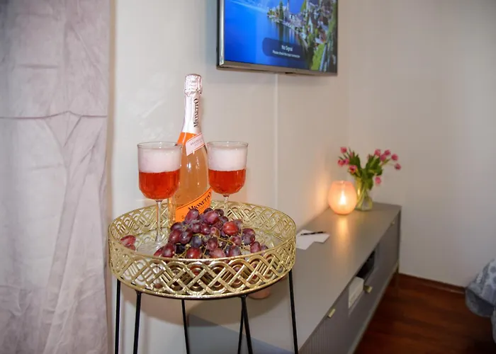 Maya's Flats & 47 - Heweliusza 公寓