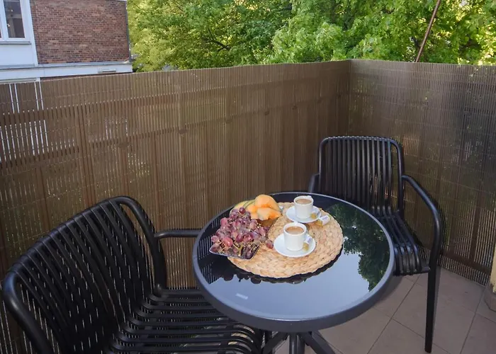 Maya's Flats & 47 - Heweliusza Gdańsk